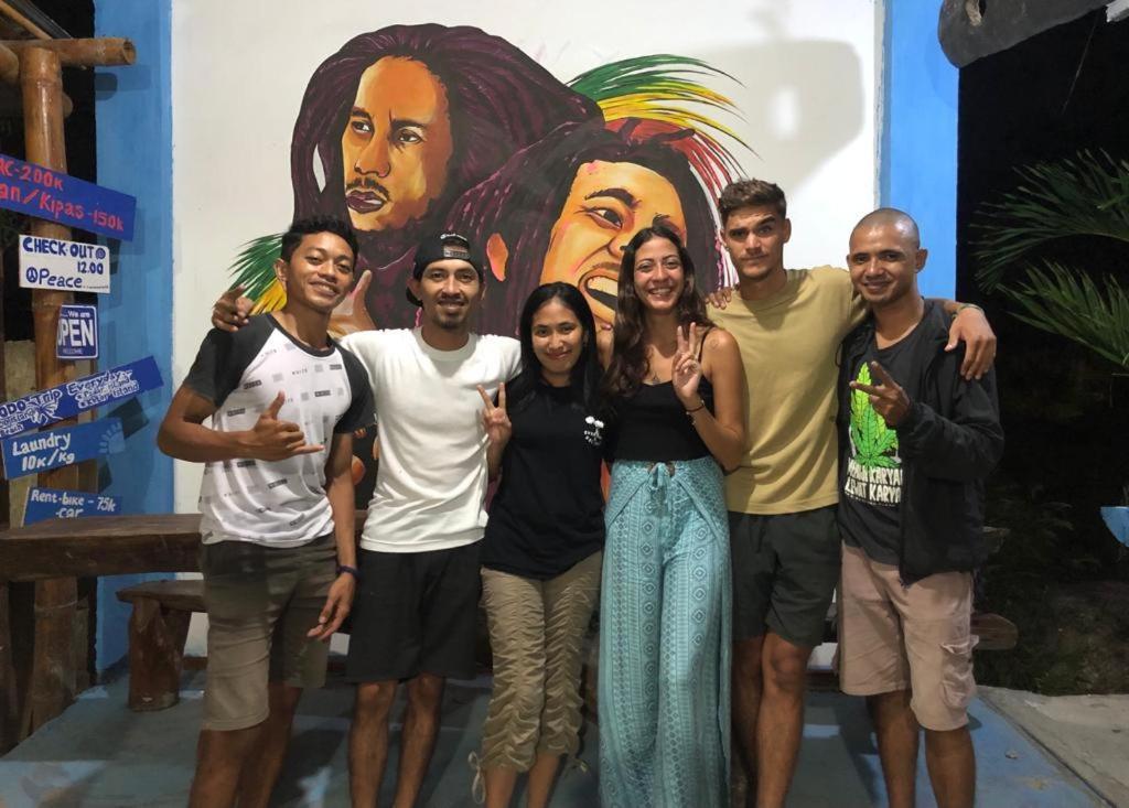 לבואן באג'ו Komodoku One Love Homestay And Tour מראה חיצוני תמונה