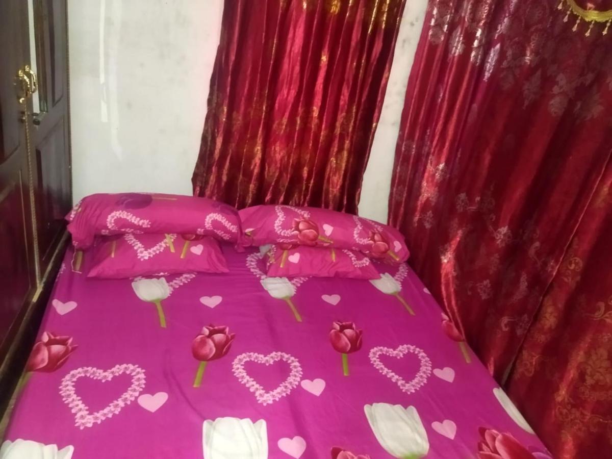 לבואן באג'ו Komodoku One Love Homestay And Tour מראה חיצוני תמונה